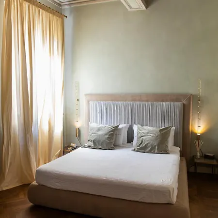 Couette-café Domus Tua 4*